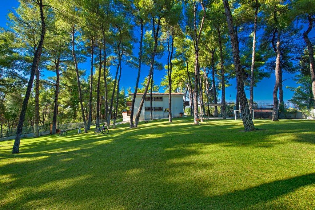 The White Villa At Sani Sani  Bagian luar foto