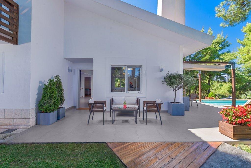 The White Villa At Sani Sani  Bagian luar foto