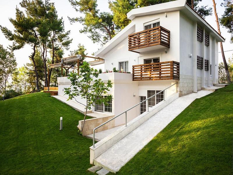 The White Villa At Sani Sani  Bagian luar foto